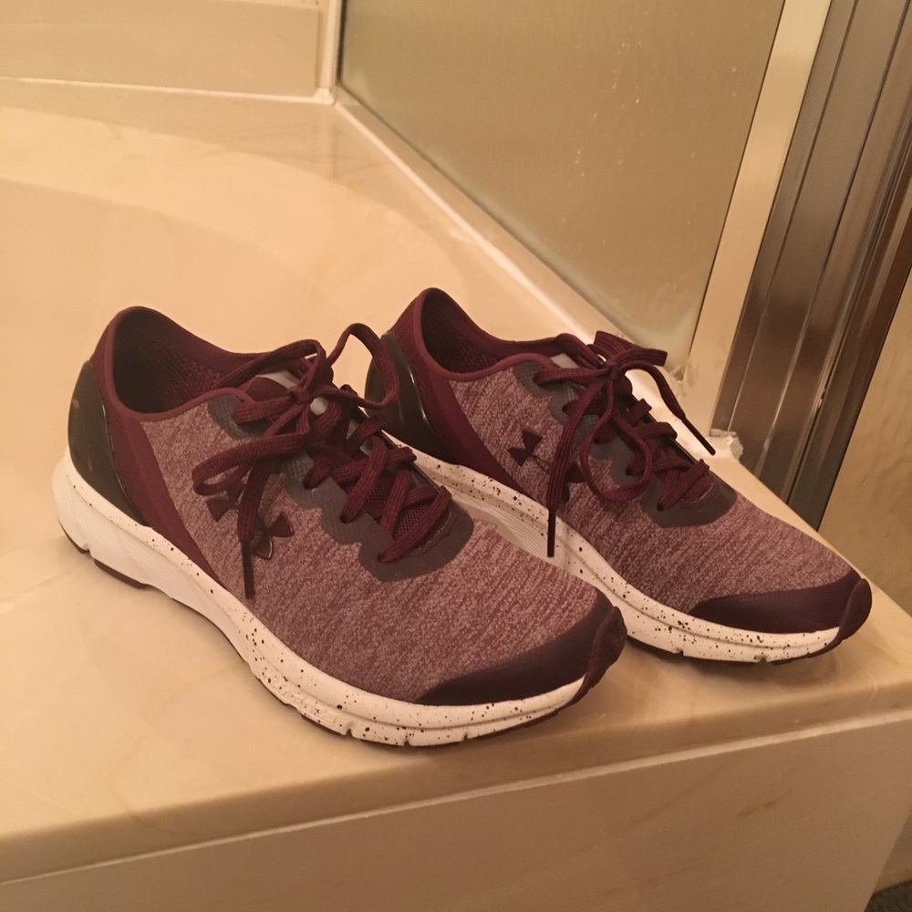 Under armour tennis shoes